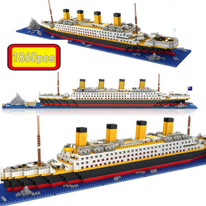 1860 pcs Titanic Cruise Ship Model Boat DIY Assemble Building Diamond Blocks Model Classical Brick Toys Gift for Children Drop